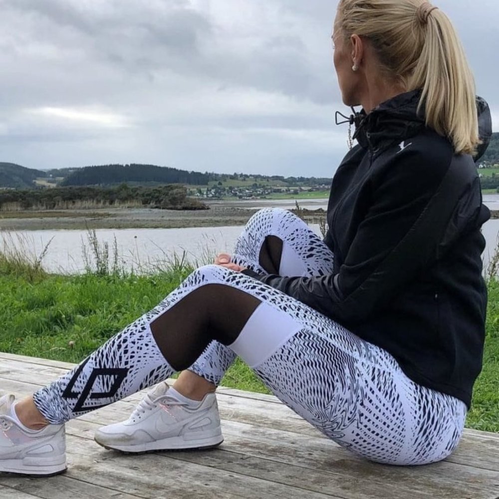 Workout Empire Low Waist Performance Tights Snow TOP Fitness Yoga Leggings S - Picture 2 of 8